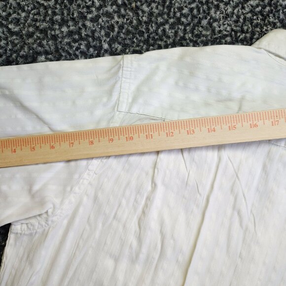 GAP Classic White Button-Up Textured Polo  - XL - Picture 10 of 11